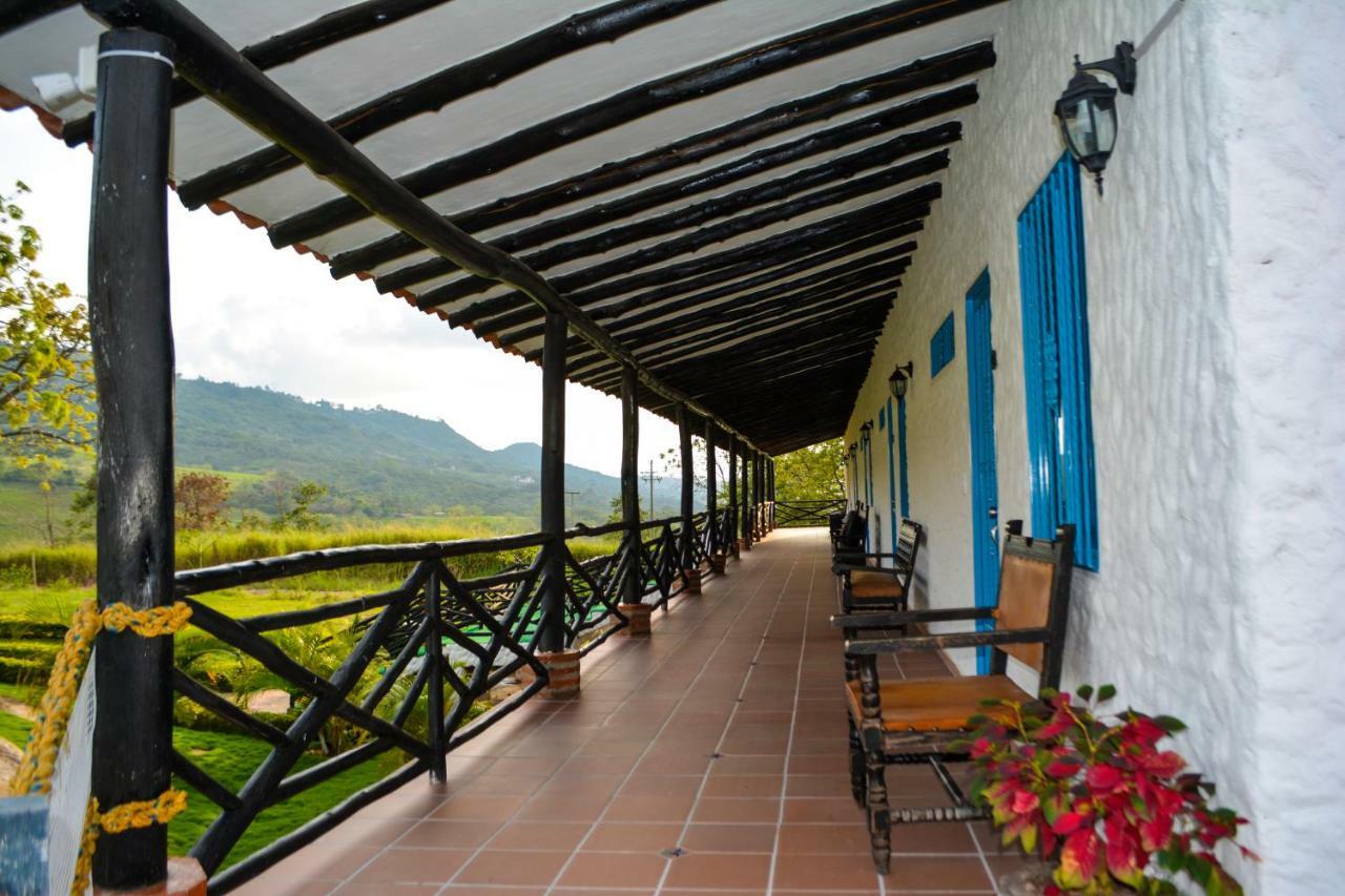 Condado De Pavas De Bucaramanga Hotel Floridablanca Eksteriør billede